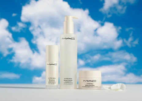 ACHIEVE FLAWLESS MAKEUP WITH M·A·C HYPER REAL SKINCARE RANGE